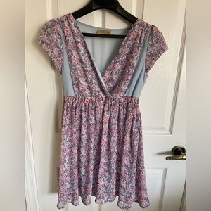 NWOT Vera Wang Floral dress